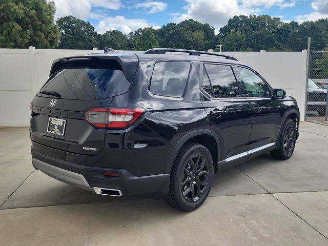 new 2025 Honda Pilot car, priced at $50,895