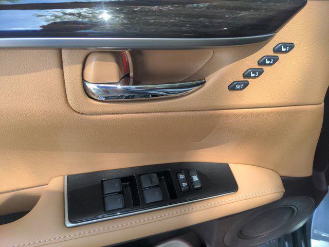 used 2018 Lexus ES 350 car, priced at $27,495