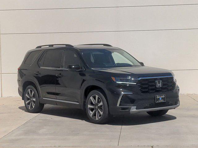 new 2025 Honda Pilot car, priced at $54,575