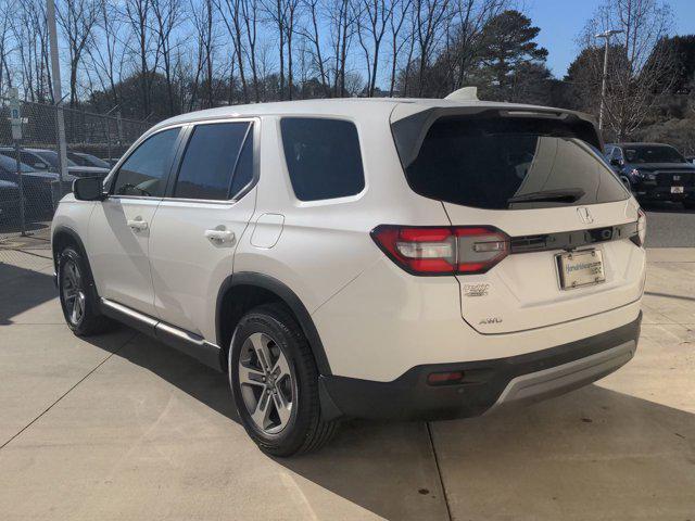 used 2025 Honda Pilot car, priced at $42,995