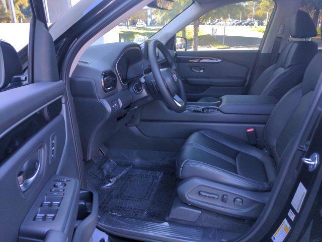 new 2025 Honda Pilot car, priced at $49,940