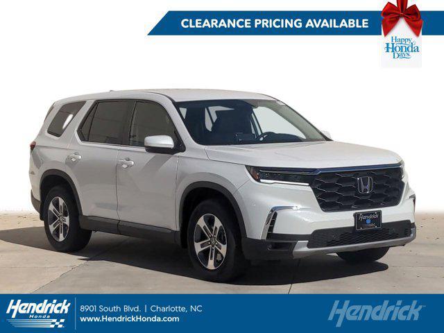 new 2025 Honda Pilot car, priced at $46,180