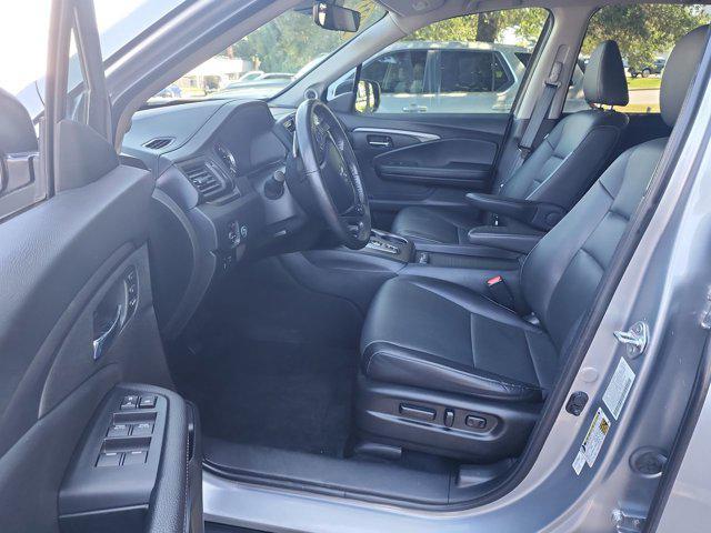 used 2023 Honda Ridgeline car, priced at $34,100