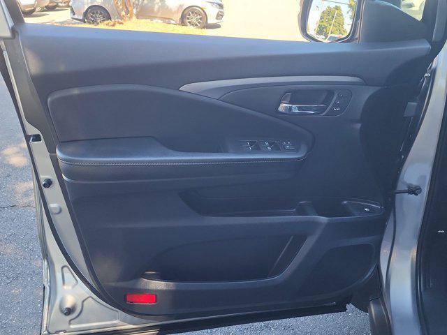 used 2023 Honda Ridgeline car, priced at $34,100