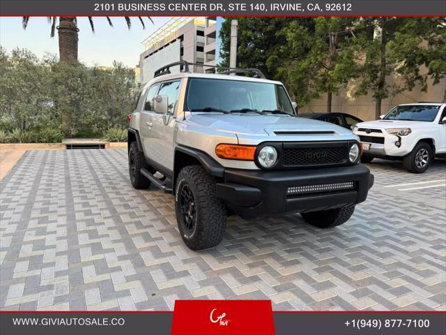 used 2008 Toyota FJ Cruiser car, priced at $15,990