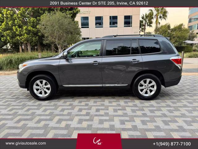 used 2011 Toyota Highlander car, priced at $10,500