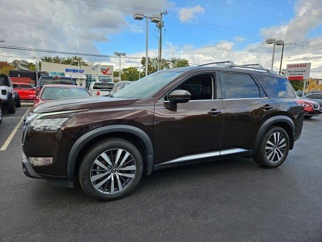 used 2022 Nissan Pathfinder car, priced at $33,995