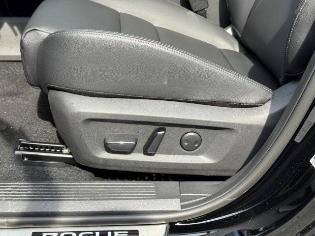 new 2025 Nissan Rogue car, priced at $36,505
