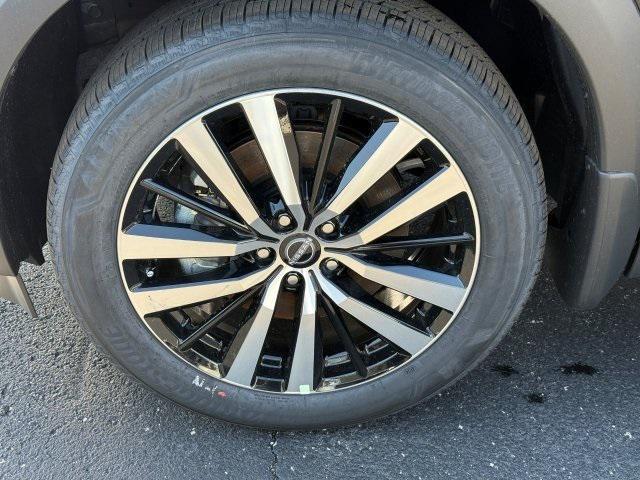new 2025 Nissan Pathfinder car, priced at $48,973