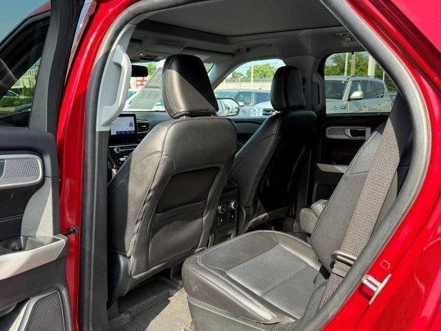 used 2022 Ford Explorer car, priced at $35,156