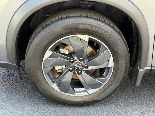 used 2024 Nissan Rogue car, priced at $28,855