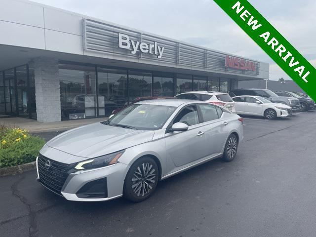 used 2023 Nissan Altima car, priced at $22,750