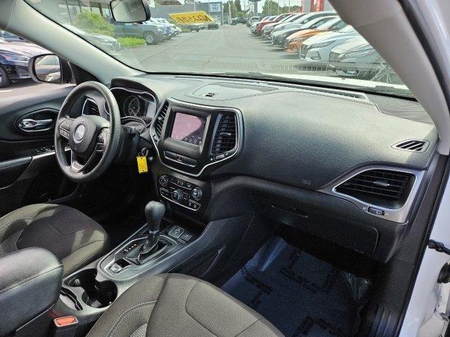 used 2020 Jeep Cherokee car, priced at $15,423