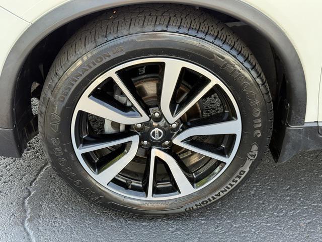 used 2019 Nissan Rogue car, priced at $17,995