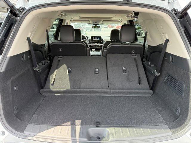new 2025 Nissan Pathfinder car, priced at $45,723