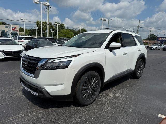 new 2025 Nissan Pathfinder car, priced at $45,723