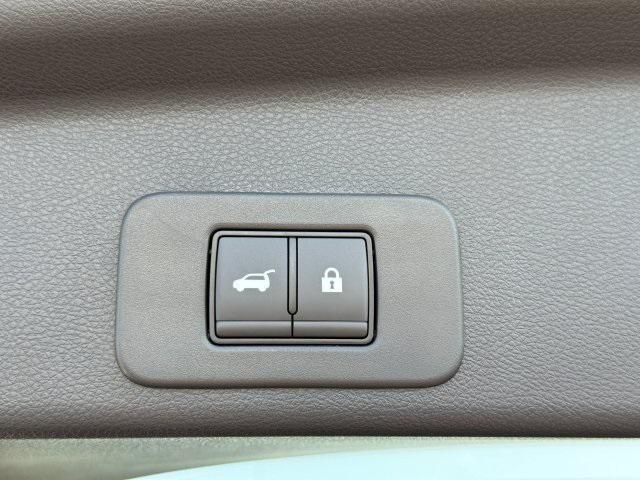 new 2025 Nissan Murano car, priced at $40,772