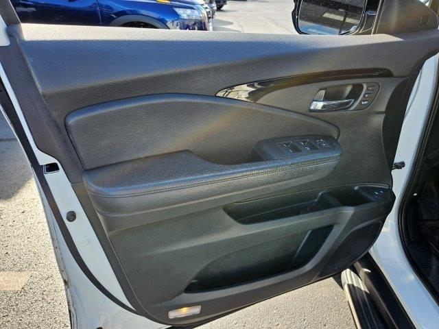 used 2017 Honda Pilot car, priced at $18,995