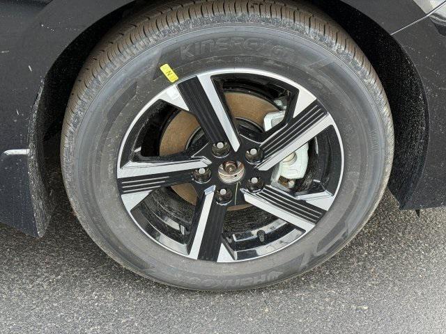 new 2025 Nissan Sentra car, priced at $21,467