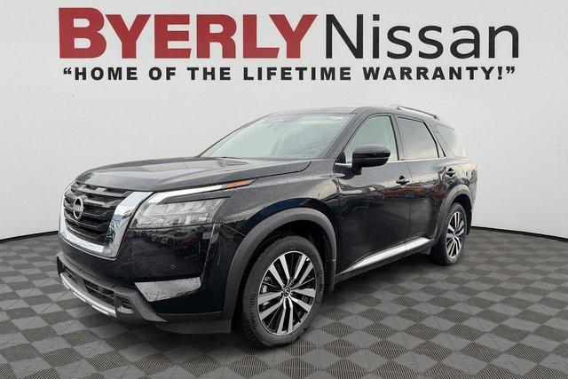 new 2025 Nissan Pathfinder car, priced at $44,389