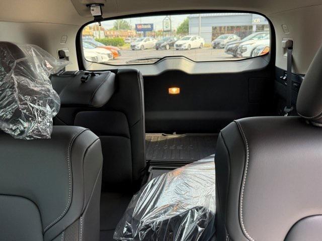 new 2025 Nissan Pathfinder car, priced at $47,325