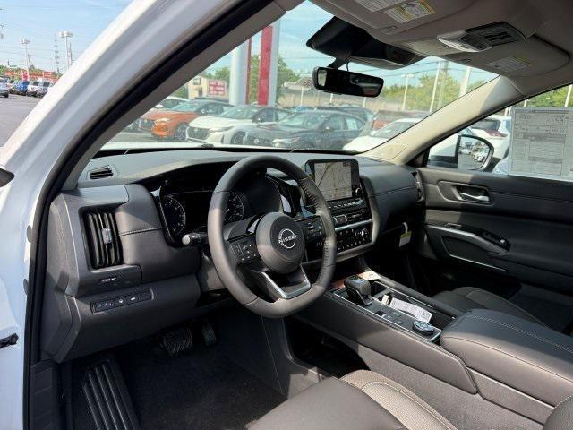 new 2025 Nissan Pathfinder car, priced at $47,325