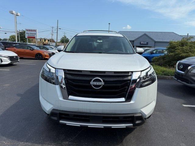 new 2025 Nissan Pathfinder car, priced at $47,325