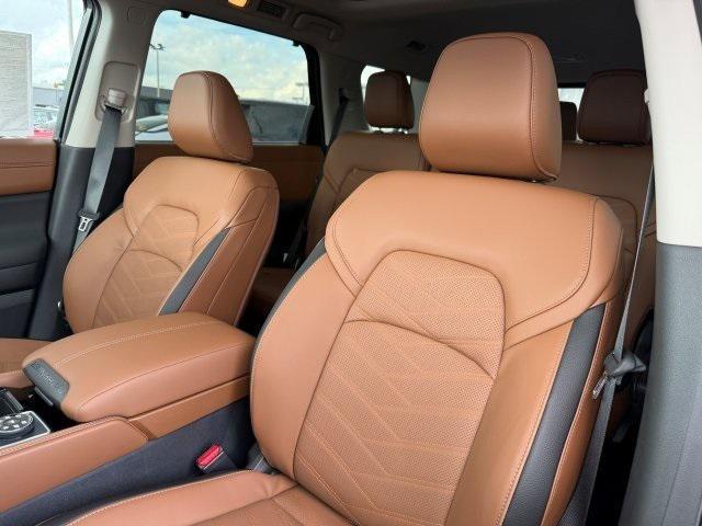 new 2025 Nissan Pathfinder car, priced at $50,265