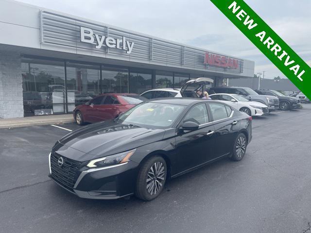 used 2023 Nissan Altima car, priced at $21,995