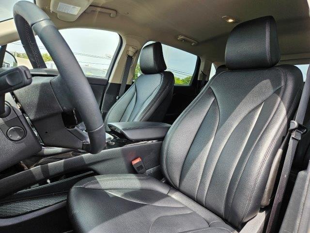 used 2023 Lincoln Nautilus car, priced at $38,425