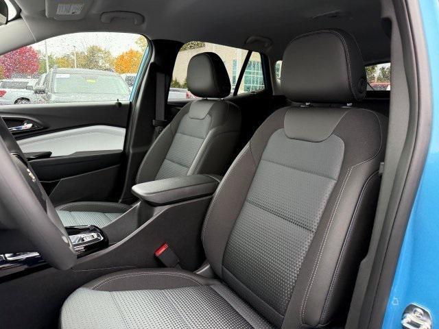used 2025 Chevrolet Trax car, priced at $22,995