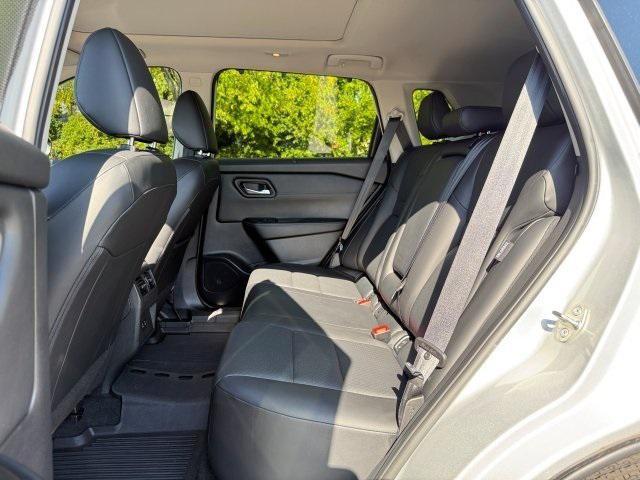 used 2024 Nissan Rogue car, priced at $27,906
