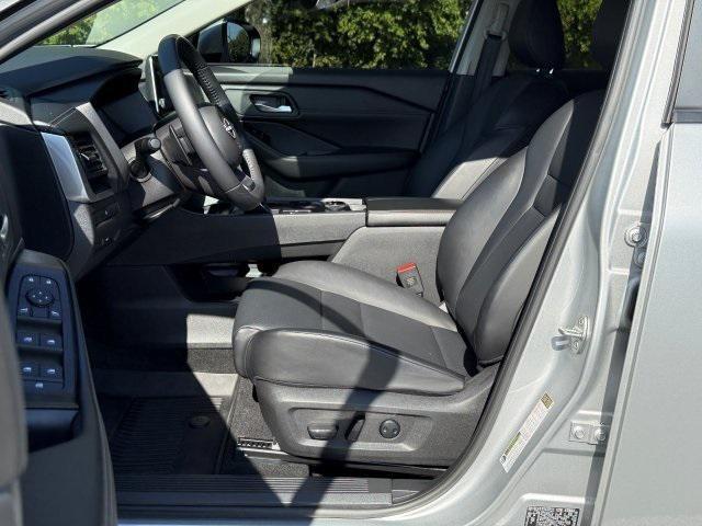 used 2024 Nissan Rogue car, priced at $27,906