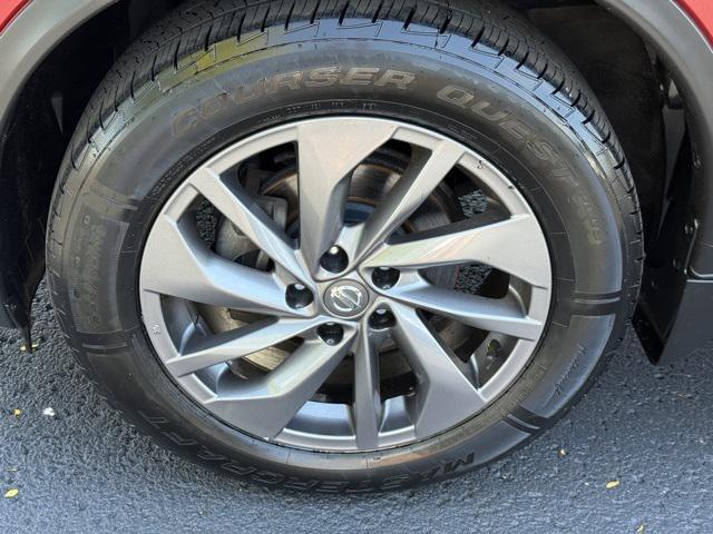 used 2016 Nissan Rogue car, priced at $9,995