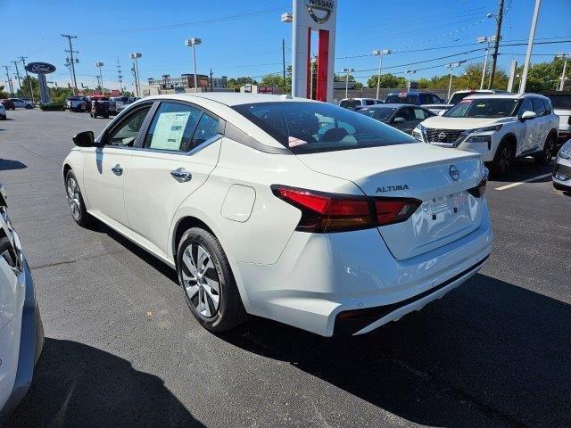 new 2025 Nissan Altima car, priced at $26,301