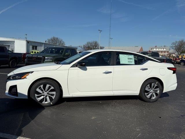 new 2025 Nissan Altima car, priced at $26,295