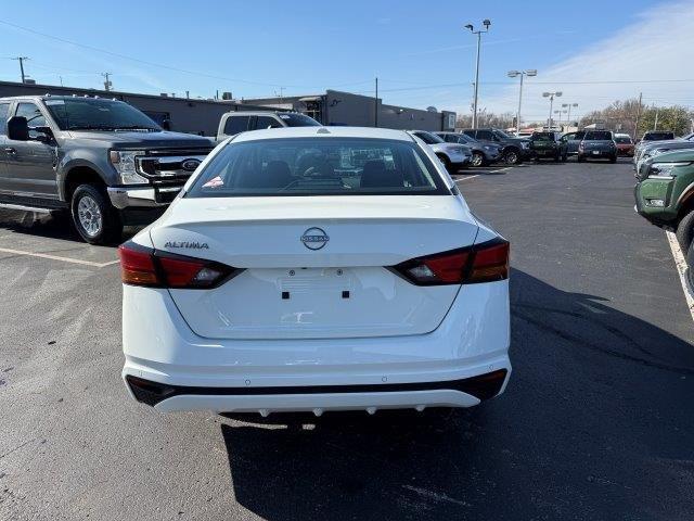 new 2025 Nissan Altima car, priced at $26,295