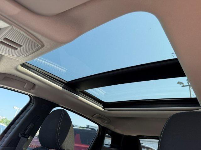 new 2025 Nissan Kicks car, priced at $26,997