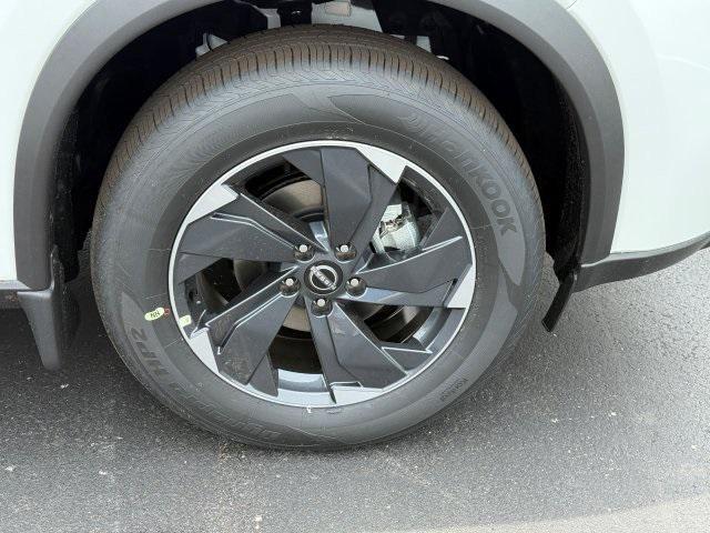 new 2025 Nissan Rogue car, priced at $31,232