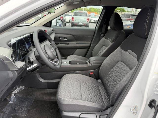 new 2025 Nissan Kicks car, priced at $26,170