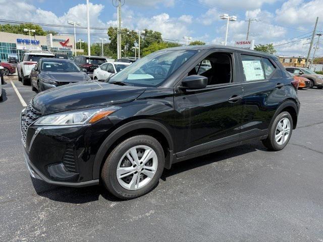 new 2025 Nissan Kicks car, priced at $21,679