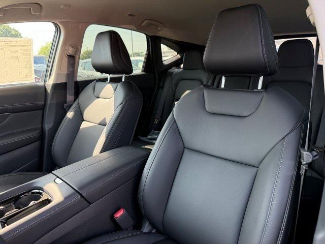 new 2025 Nissan Murano car, priced at $40,368