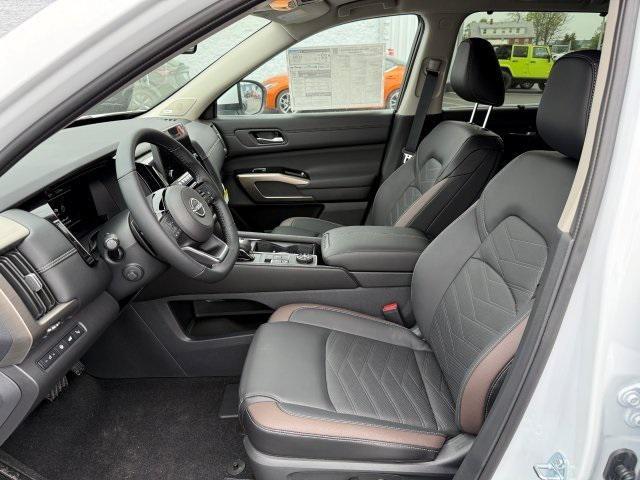 new 2025 Nissan Pathfinder car, priced at $50,141