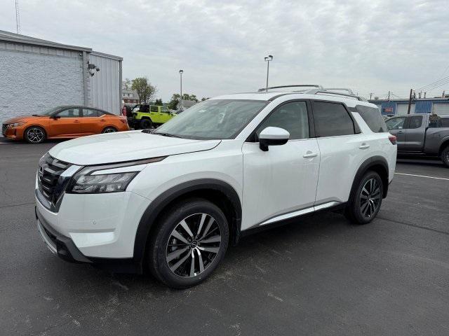 new 2025 Nissan Pathfinder car, priced at $50,141