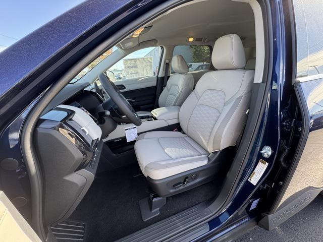 new 2025 Nissan Pathfinder car, priced at $34,572