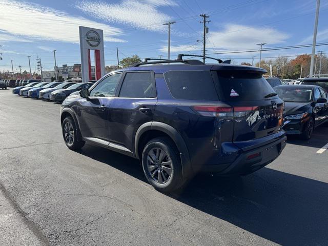 new 2025 Nissan Pathfinder car, priced at $34,572