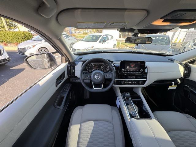 new 2025 Nissan Pathfinder car, priced at $34,572