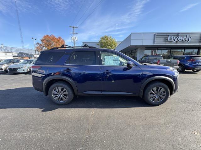 new 2025 Nissan Pathfinder car, priced at $34,572