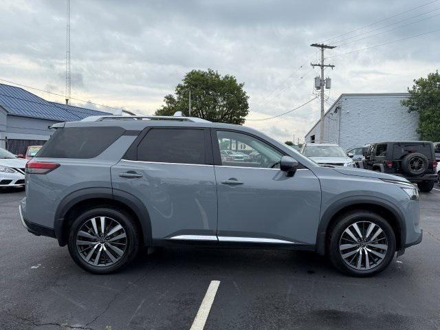used 2022 Nissan Pathfinder car, priced at $35,750