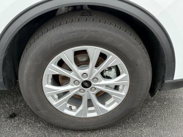 used 2024 Ford Escape car, priced at $25,599